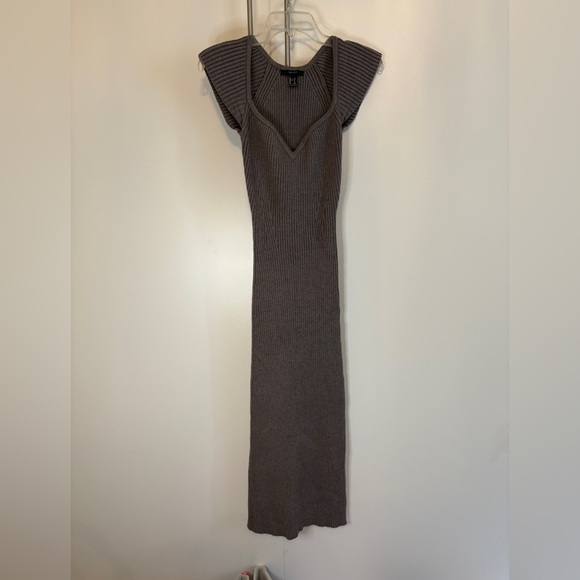 Forever 21 Dresses & Skirts - Forever 21 Brown Bodycon Maxi Dress